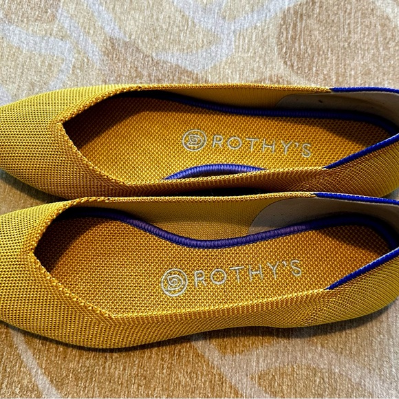 Rothy’s The Point (Original) in Marigold size 8. - Picture 1 of 9